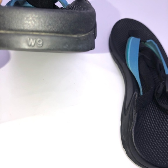 𝅺Women chaco blue/black slide sandals size 9 - Picture 4 of 4